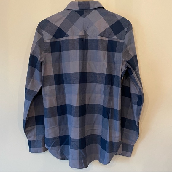 Men’s Under Armour plaid button down- size medium - Picture 2 of 5